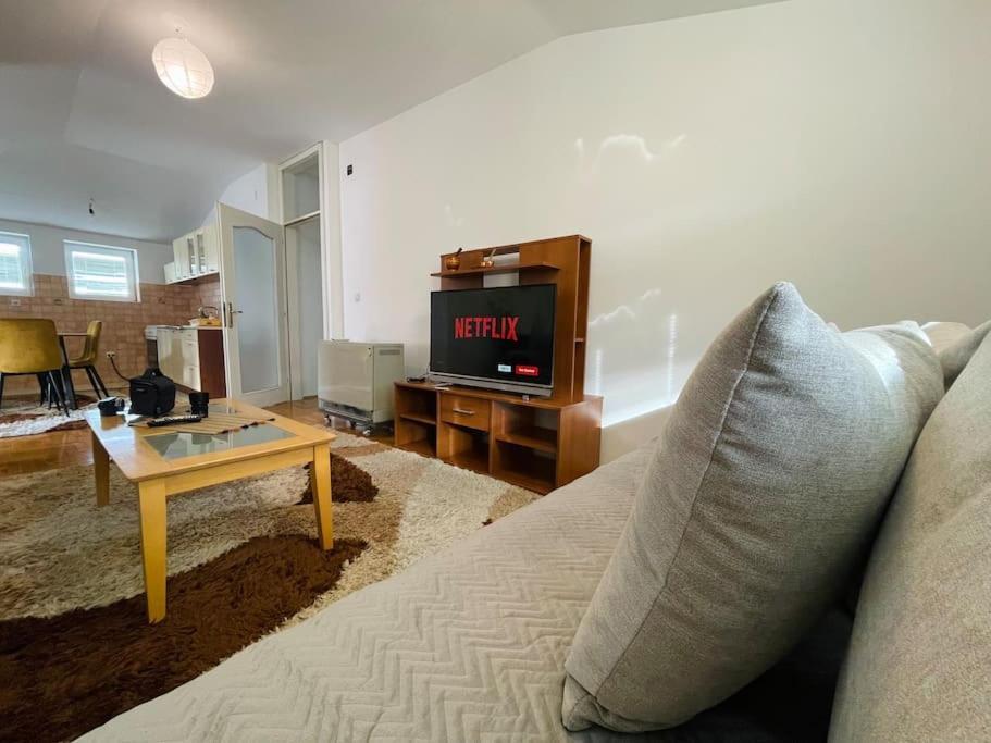 Modi Apartments Печ Экстерьер фото